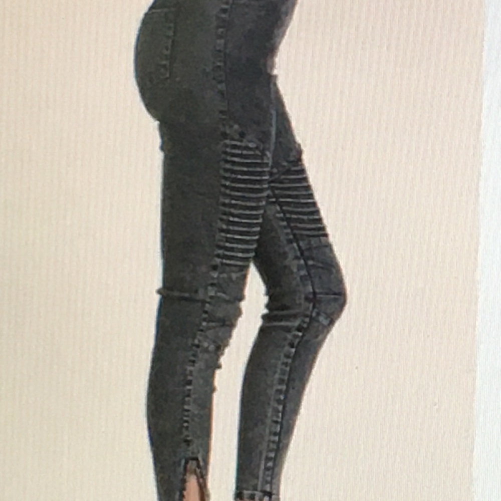 •Easel Black Acid Wash Moto Jeans